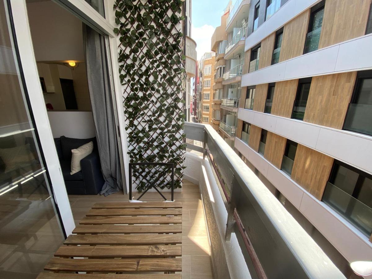 Balcony Lounge Apartment